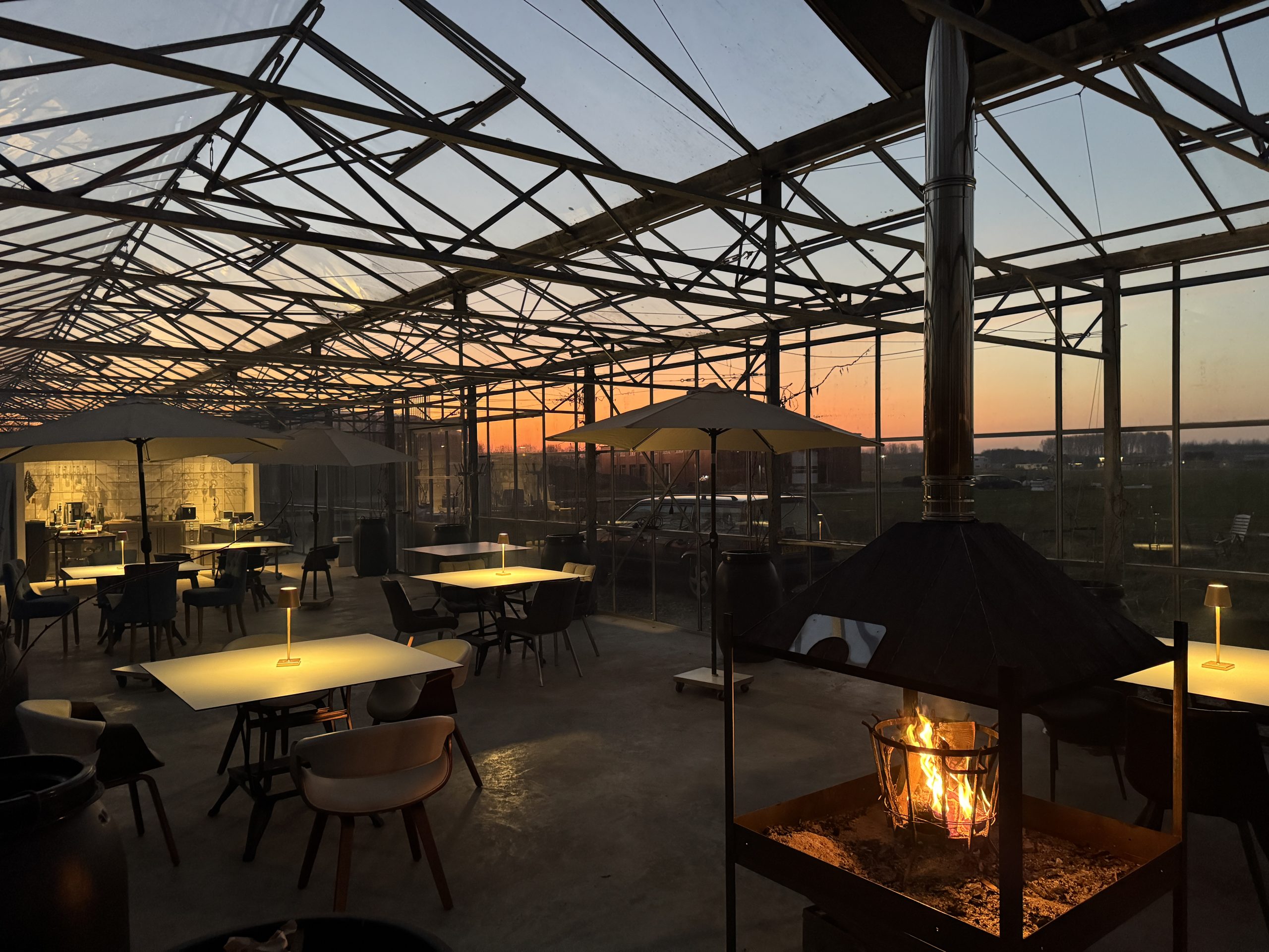 AA tafel lampjes zonsondergang fik lunch, feestje, vergaderen